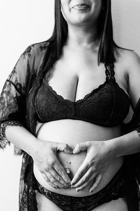 fine art maternity boudoir pictures