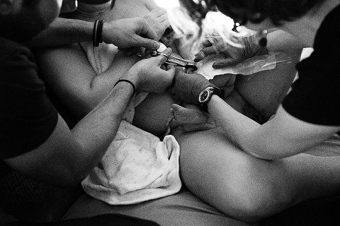 denverhomebirthphotography_imthiazhouseman02