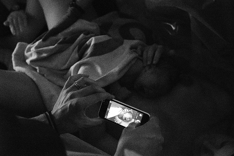 denverhomebirthphotography_imthiazhouseman04