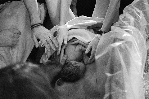 denverhomebirthphotography_imthiazhouseman05