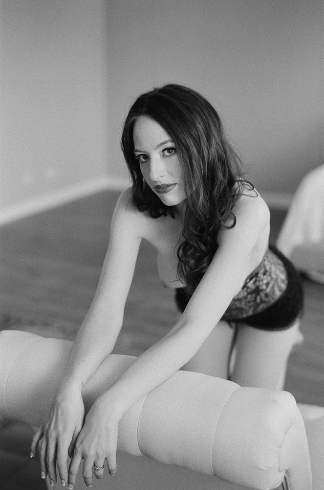 intimate boudoir film photography session