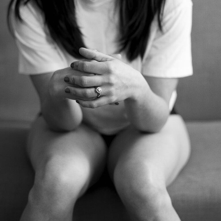 white crop top boudoir pictures